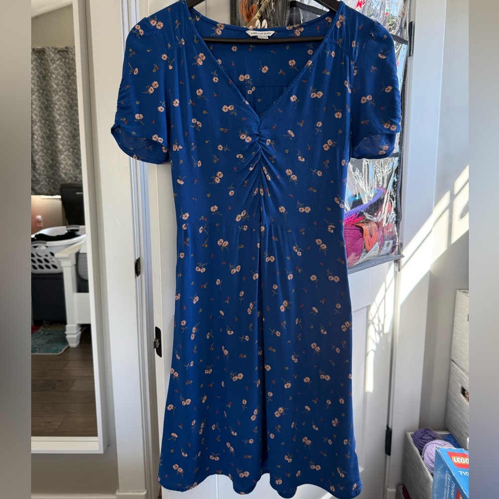 American Eagle Outfitters Blue Short Sleeve Floral Dress